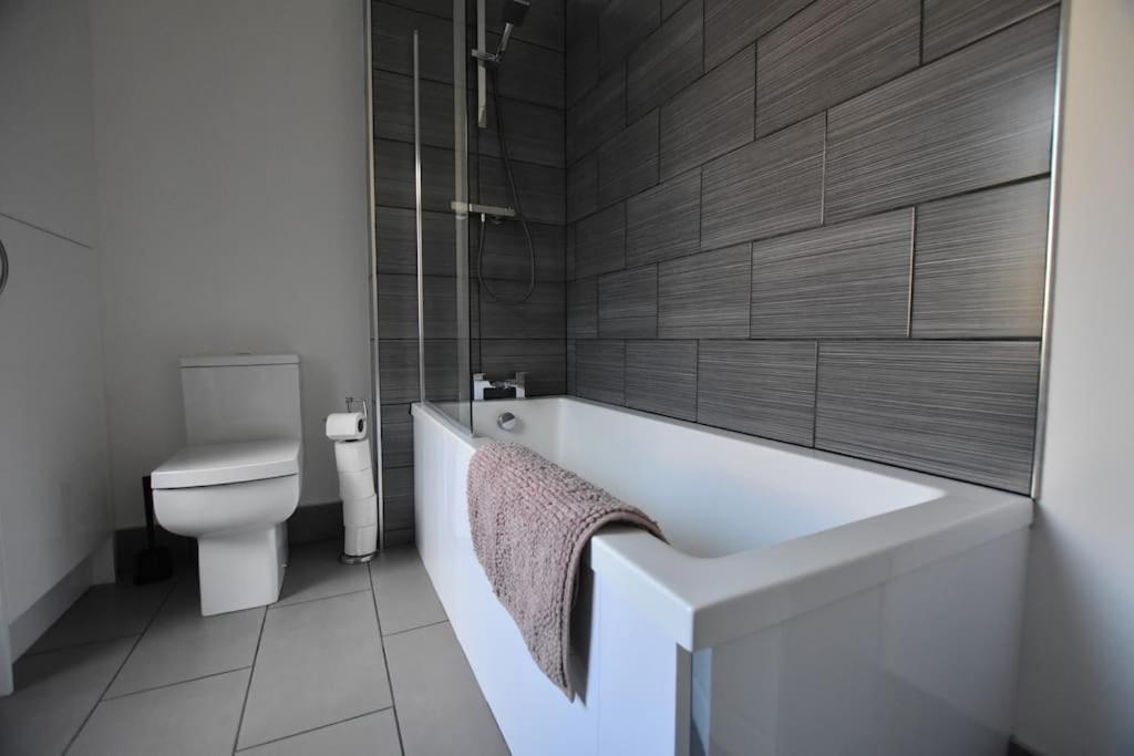 Apex Living Ne - Beachville House 4 Beds Free Parking Sunderland  Zewnętrze zdjęcie